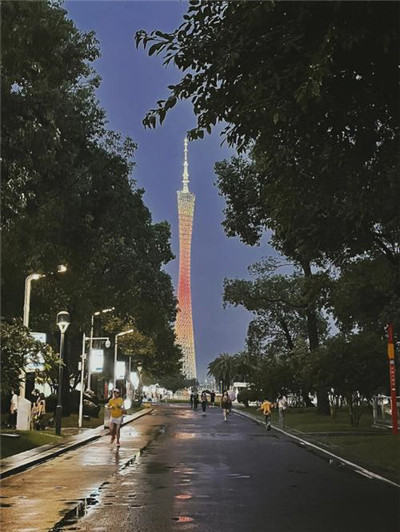  畅游浅深水疗的新潮去处 